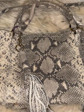 G.I.L.I. Neutral Large Snake-Print Fringe Shoulder Bag
